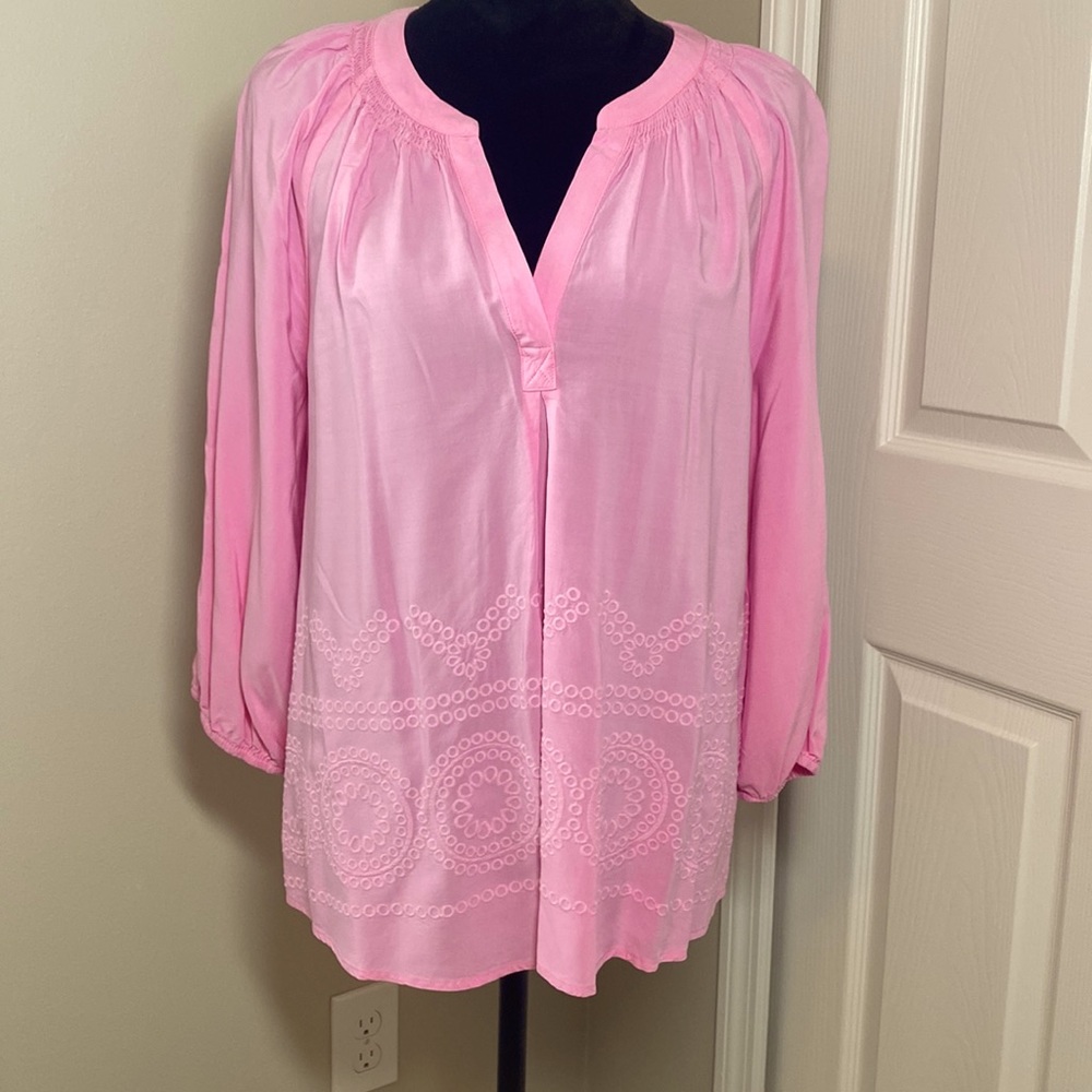 Crown and Ivy pink tunic 26" collar to hem 23" pit to pit